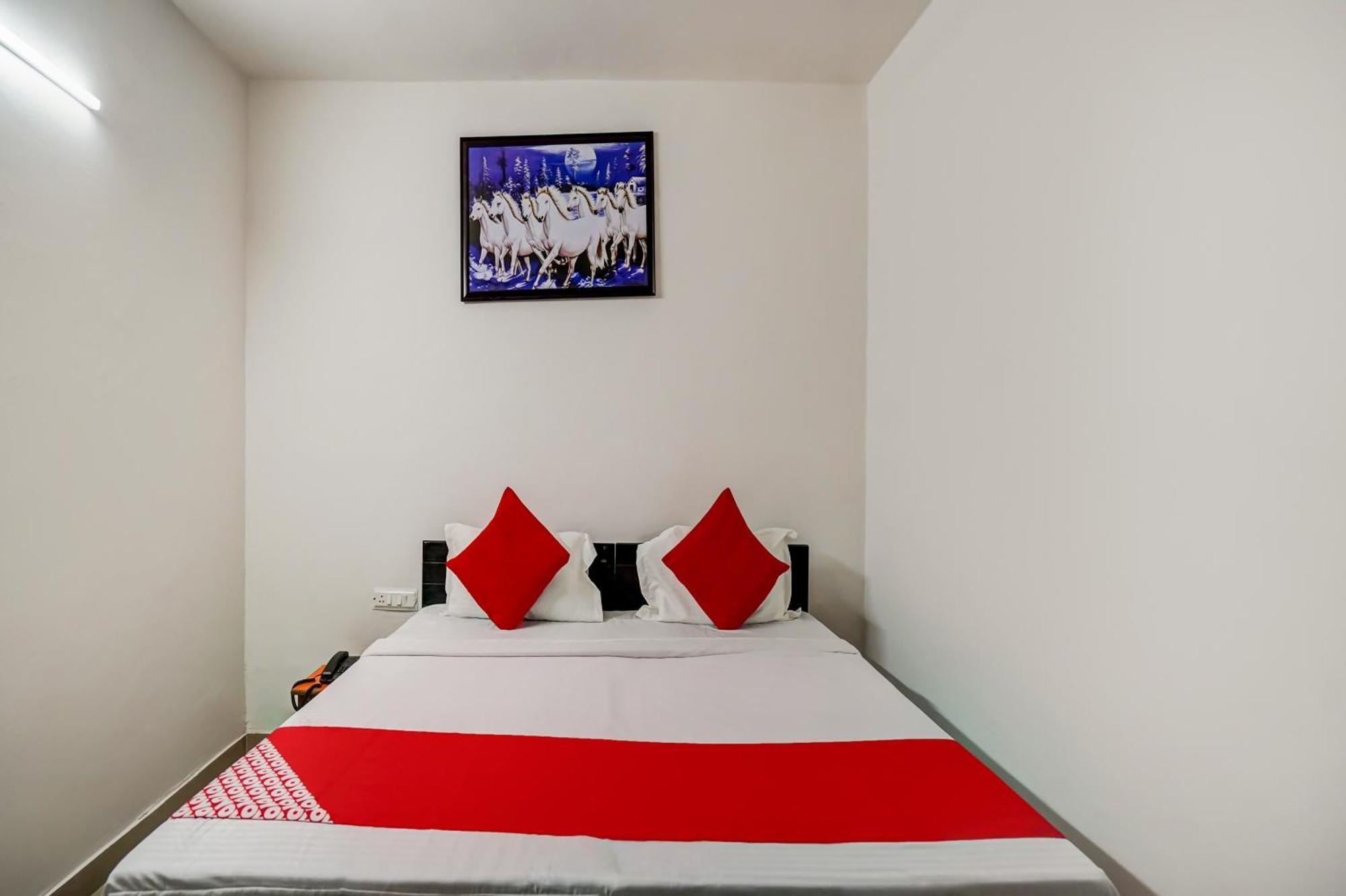 Hotel O Pubg Residency Нью-Дели Экстерьер фото