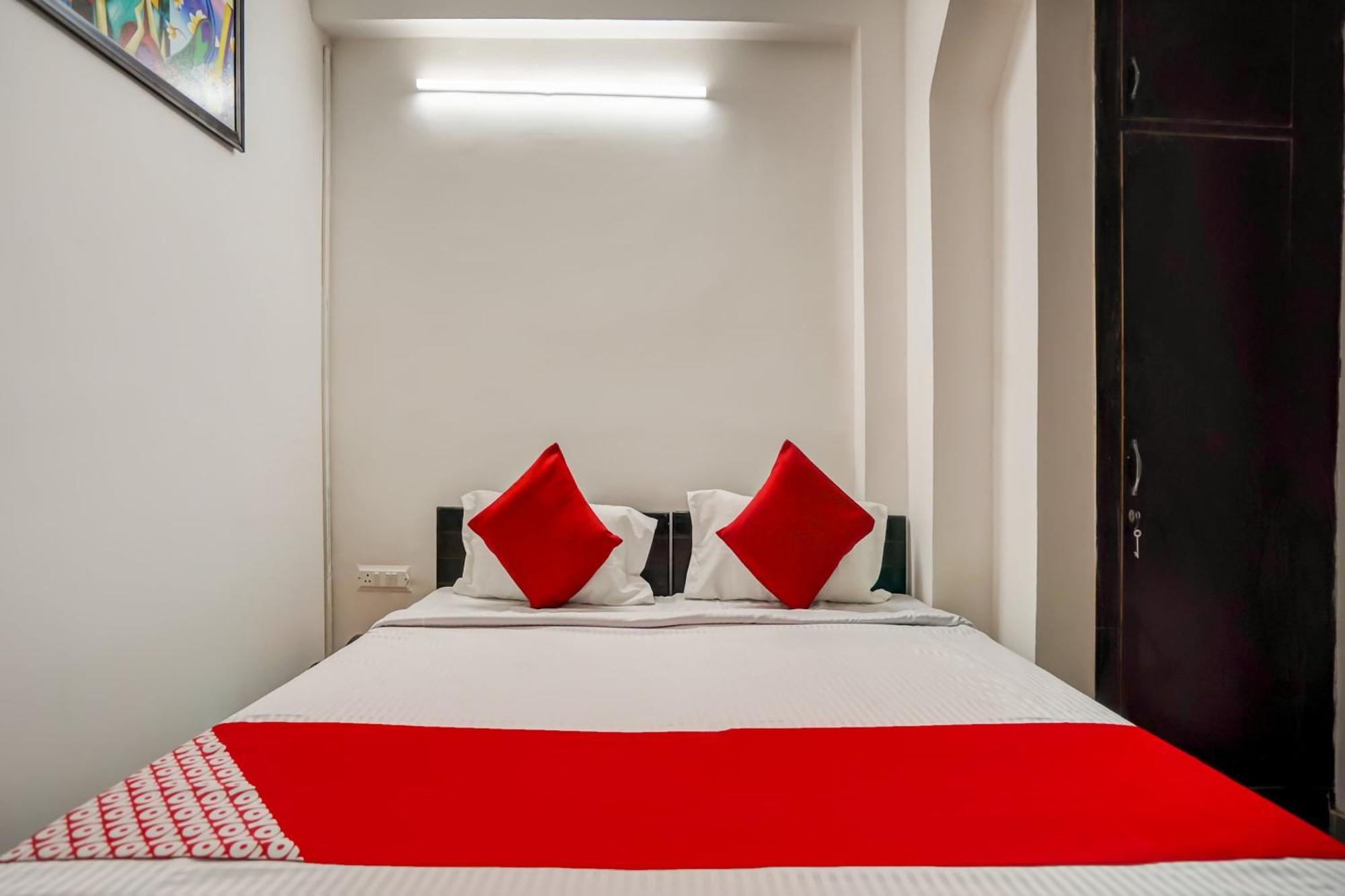 Hotel O Pubg Residency Нью-Дели Экстерьер фото