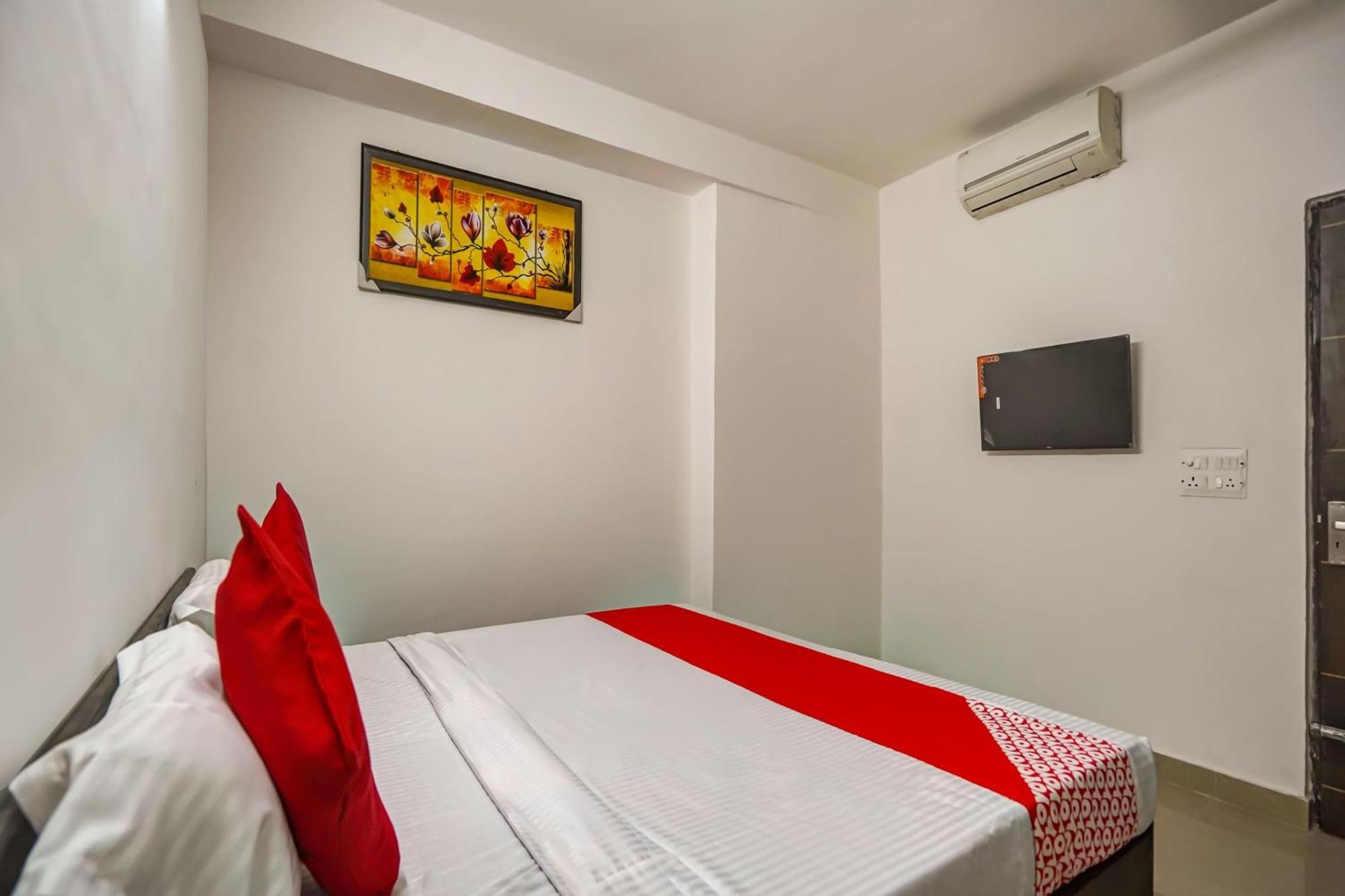 Hotel O Pubg Residency Нью-Дели Экстерьер фото