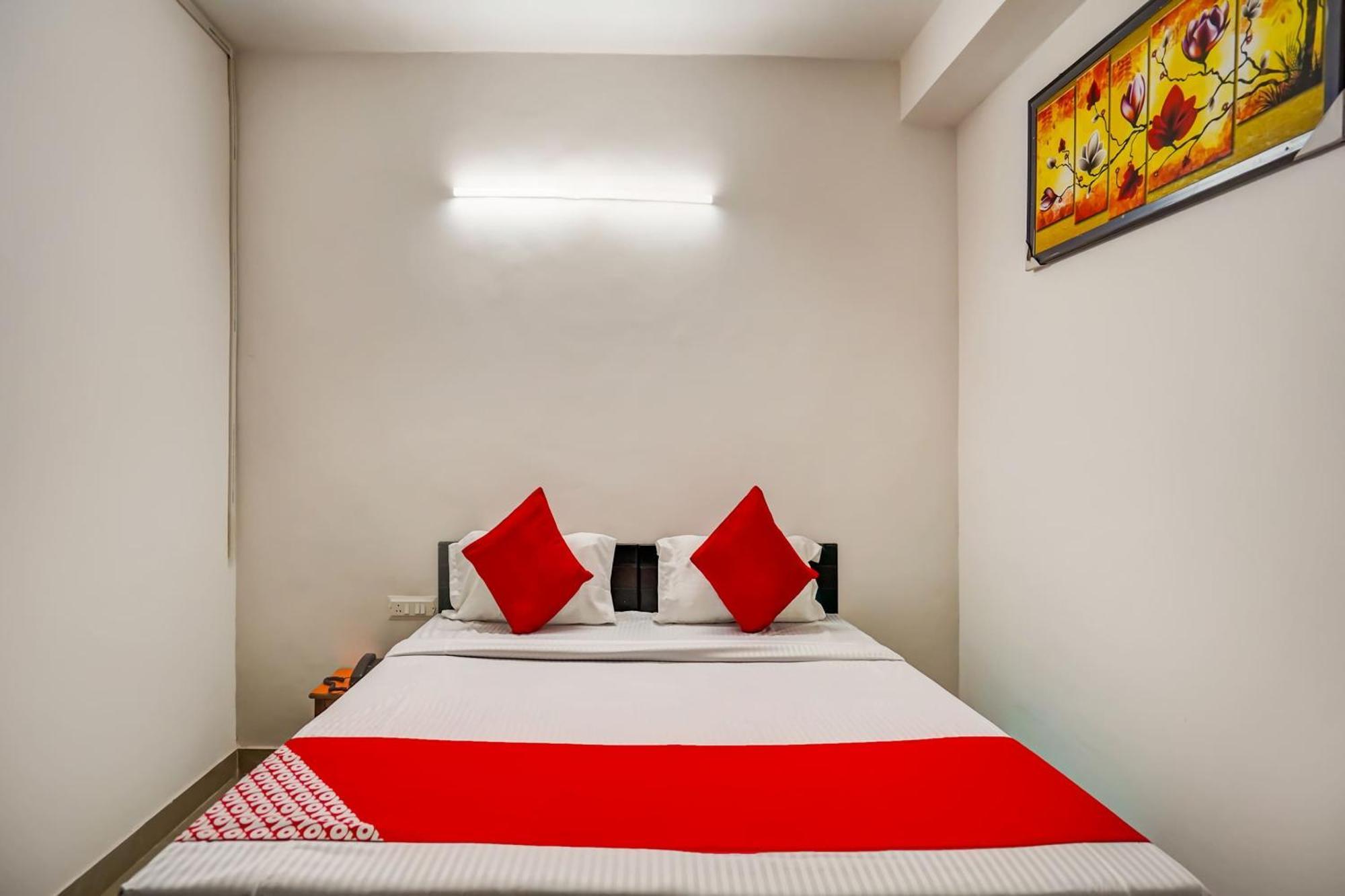 Hotel O Pubg Residency Нью-Дели Экстерьер фото